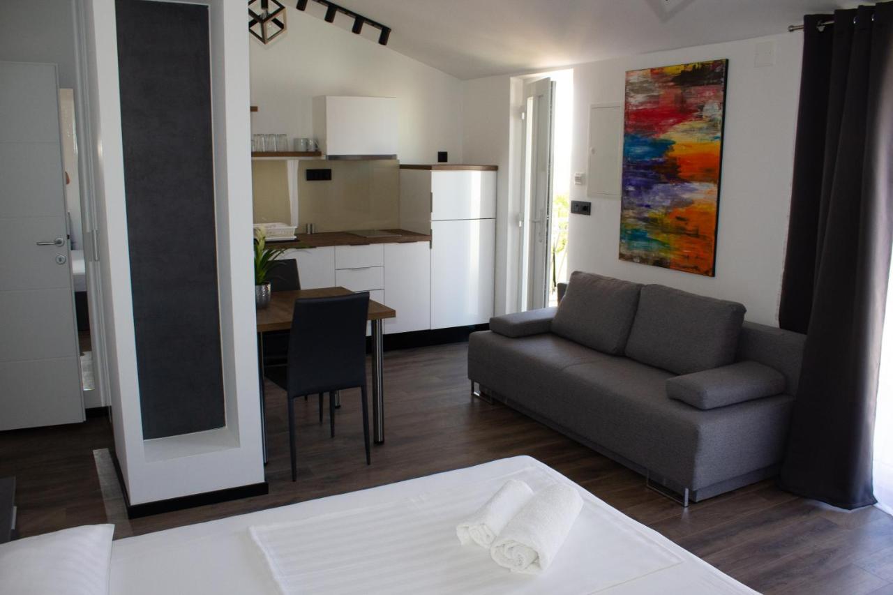 Apartments Villa Jelena Vodice Zewnętrze zdjęcie