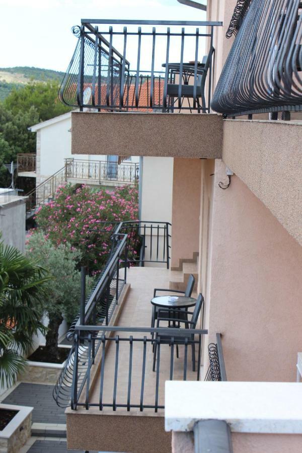 Apartments Villa Jelena Vodice Zewnętrze zdjęcie