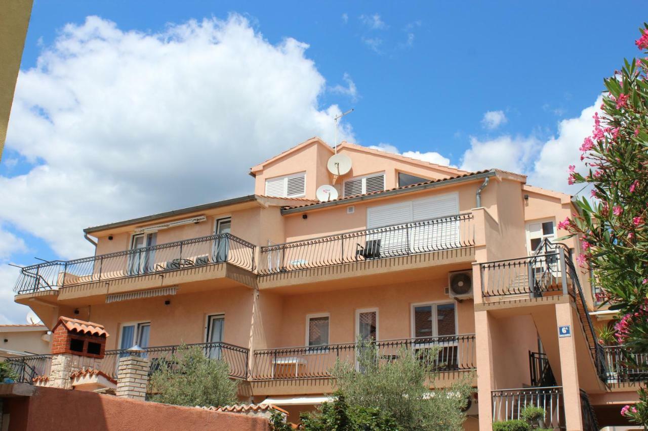 Apartments Villa Jelena Vodice Zewnętrze zdjęcie