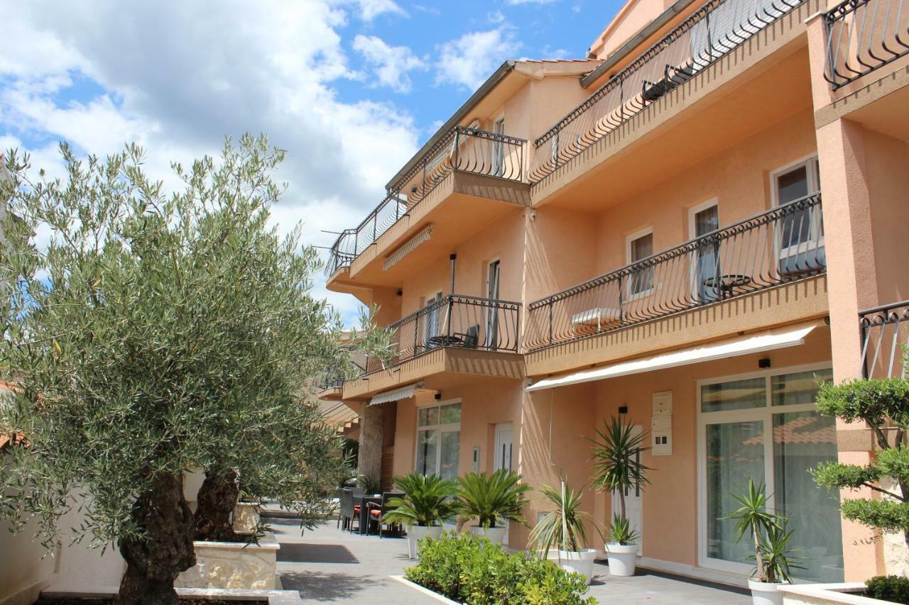Apartments Villa Jelena Vodice Zewnętrze zdjęcie